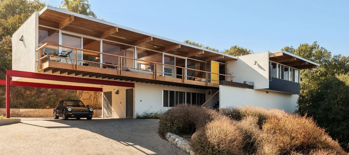 7820 Mulholland Dr, Los Angeles, CA 90046