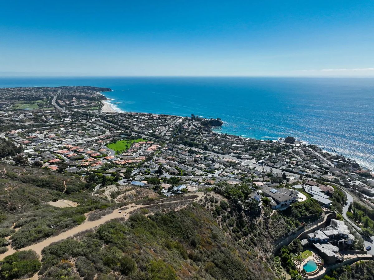 150 Vista Del Sol, Laguna Beach, CA 92651