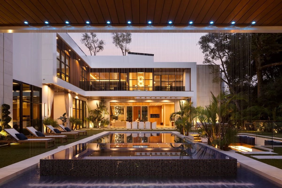 13187 Chalon Rd, Los Angeles, CA 90049