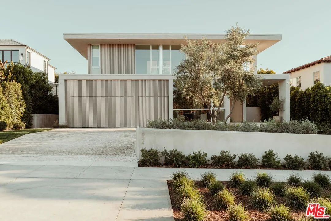 634 Moreno Ave, Los Angeles, CA 90049