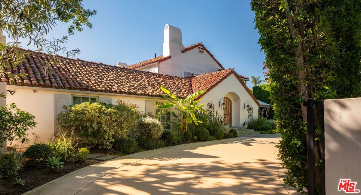 523 N Beverly Dr, Beverly Hills, CA 90210