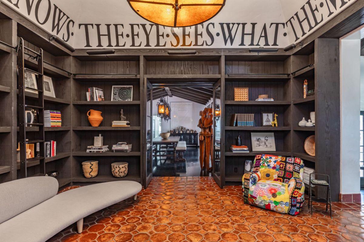 820 N Roxbury Dr, Beverly Hills, CA 90210