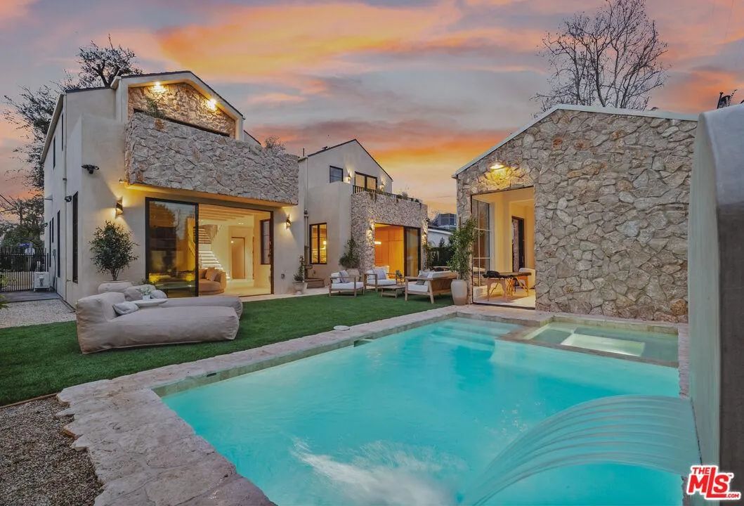 14000 Otsego St, Los Angeles, CA 91423