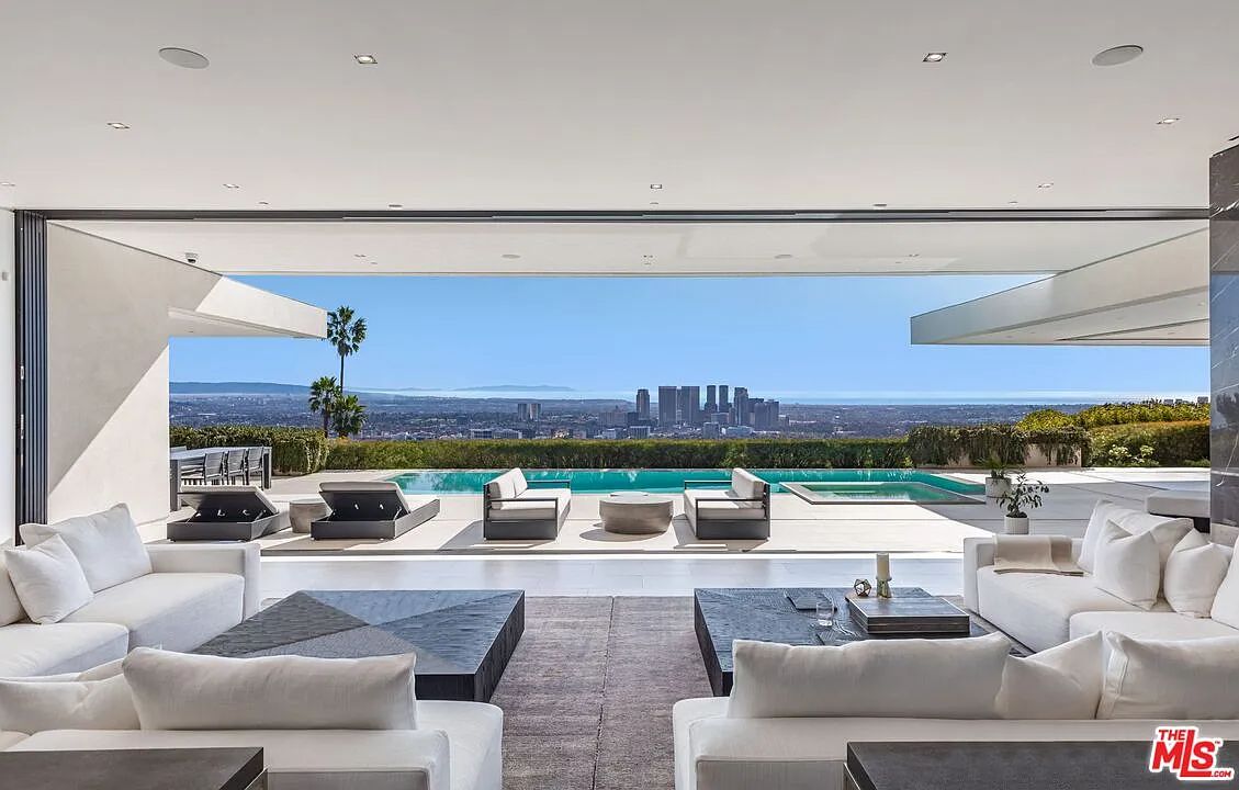 1535 Carla Rdg, Beverly Hills, CA 90210