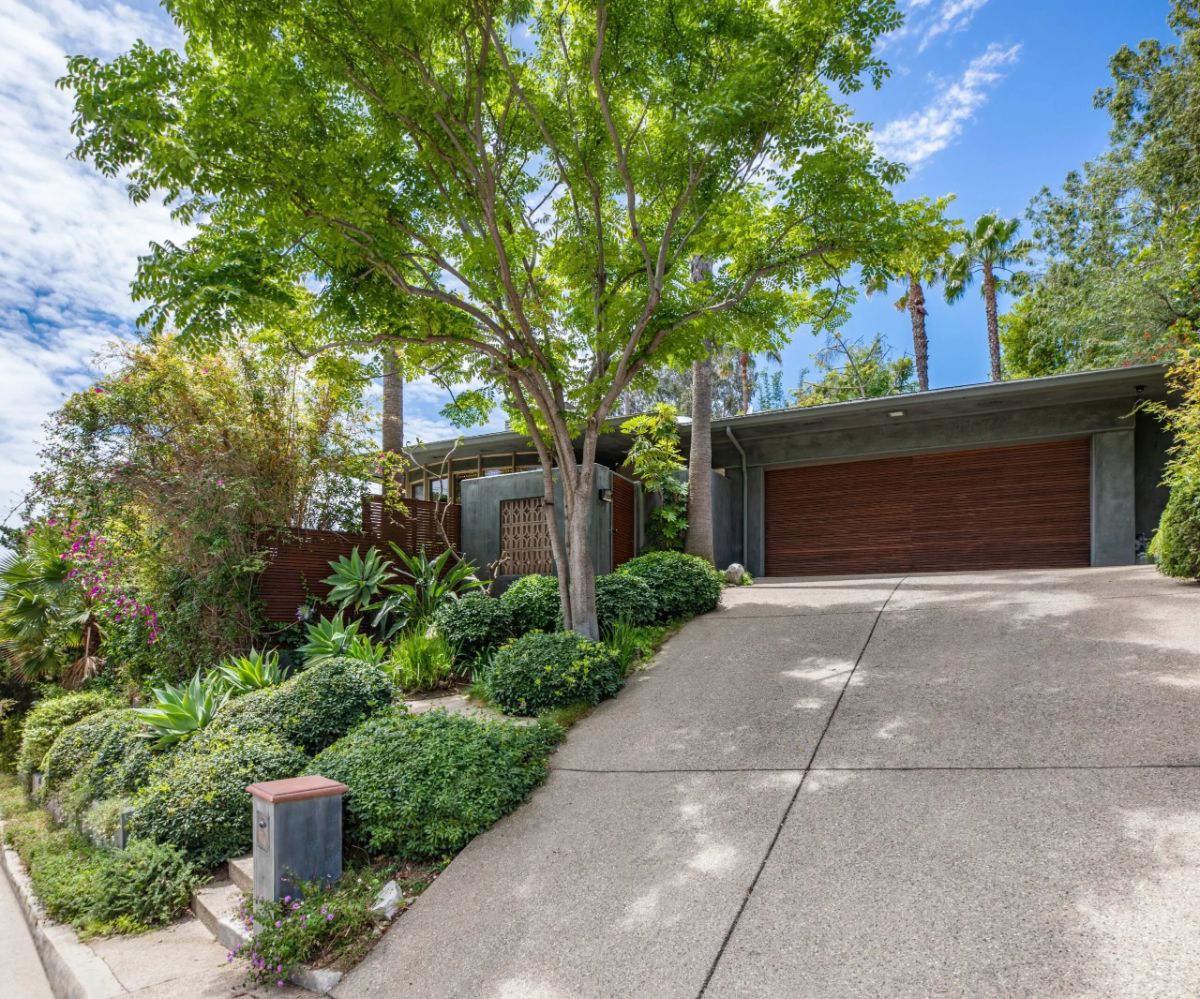 1211 Sierra Alta Way, Los Angeles, CA 90069